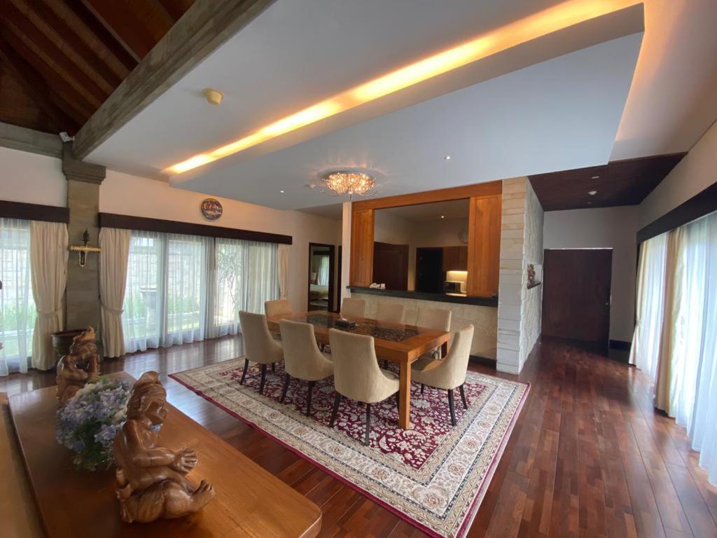 Bintang Bali Villa Kuta  Bagian luar foto