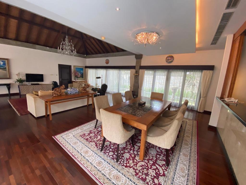 Bintang Bali Villa Kuta  Bagian luar foto