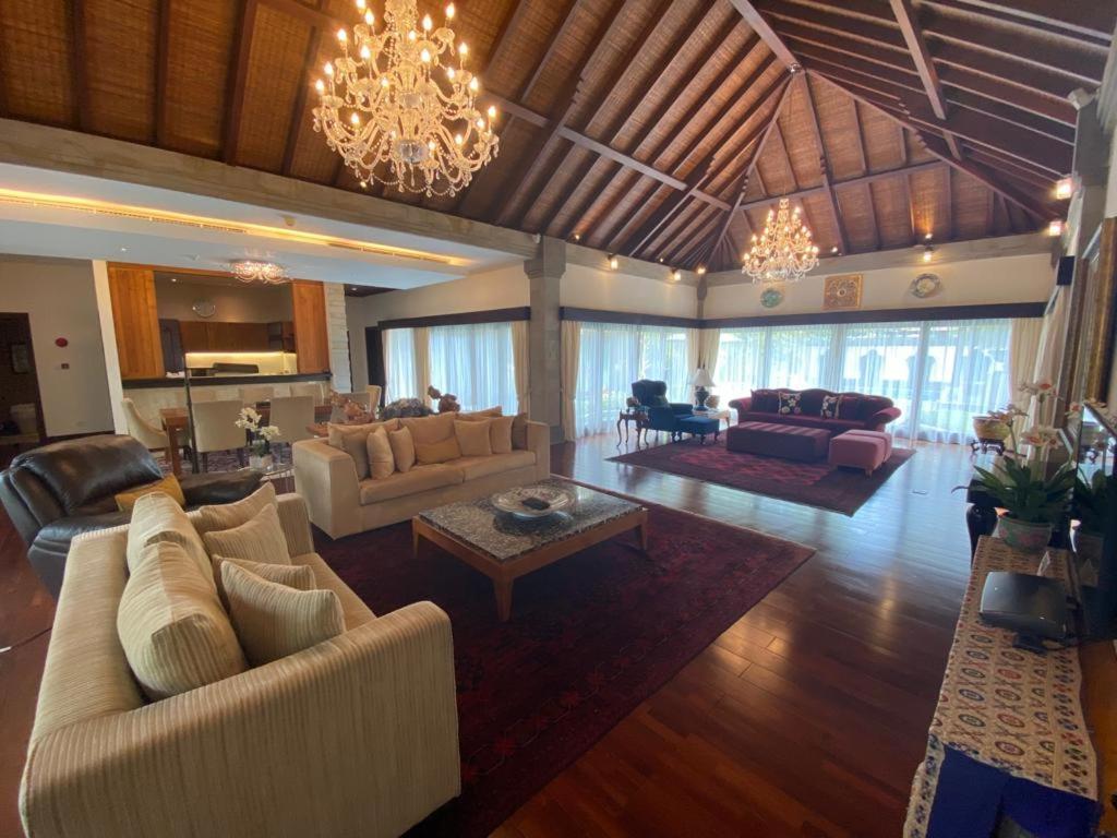 Bintang Bali Villa Kuta  Bagian luar foto