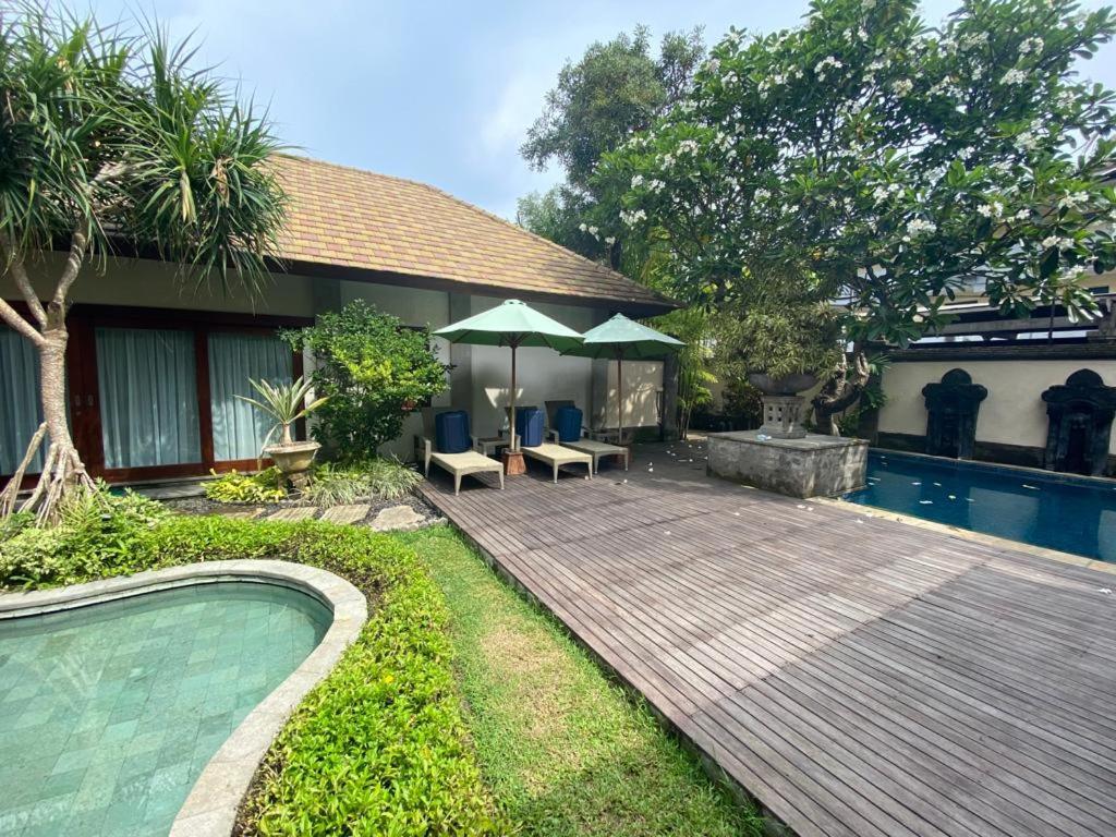 Bintang Bali Villa Kuta  Bagian luar foto